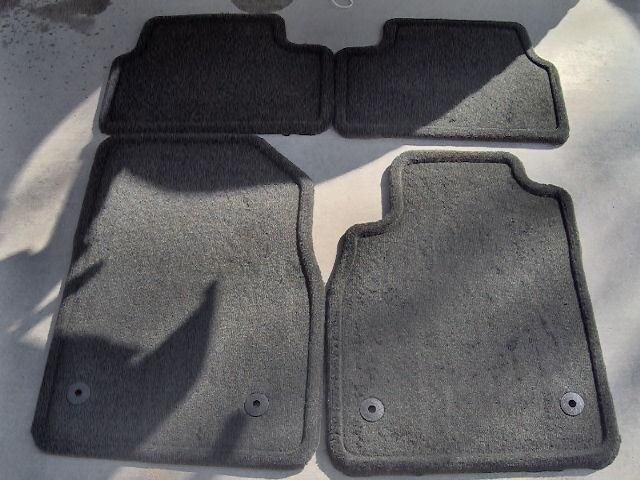 New gm oem front & rear carpet mats  cruze