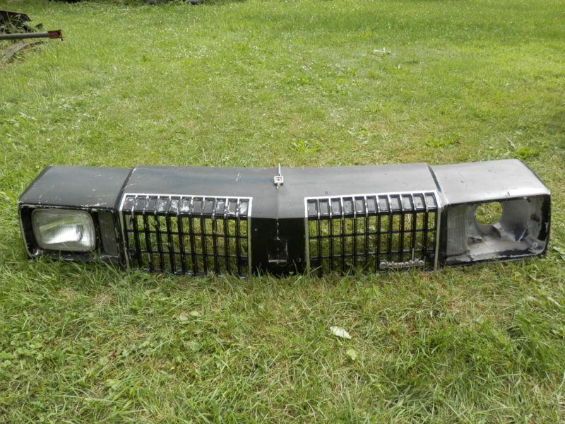 1978 - 1979 oldsmobile olds cutlass supreme 422 header panel grilles gm grille