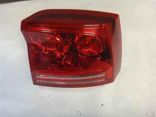 06 07 08 dodge charger passenger side tail light oem