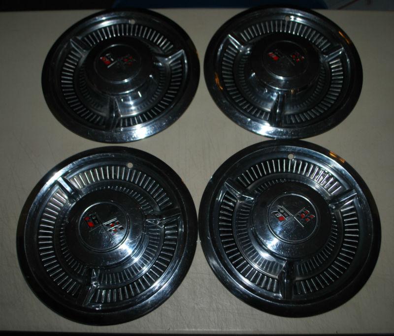 Corvette hub cap - vintage - 14.5" -  set of 4 - k