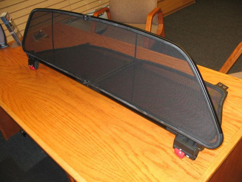 Porsche 997 wind deflector wind screen 997.561.125.01 factory oem - no reserve