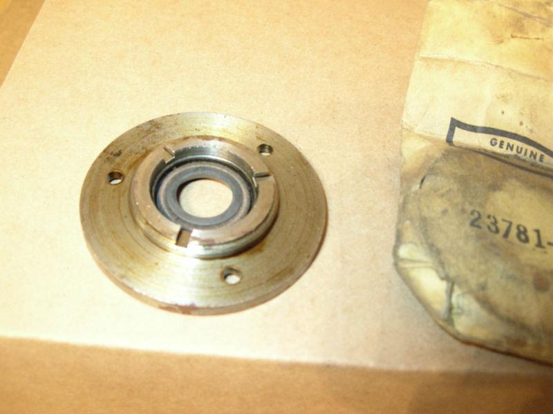 Harley hummer magneto shaft retainer & oil seal original oem nos 1955-up 