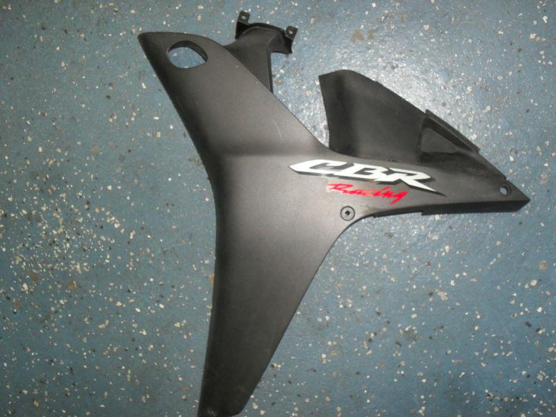 Honda cbr600rr oem left mid fairing/ cowl cbr 600rr  2007-2012 07-12