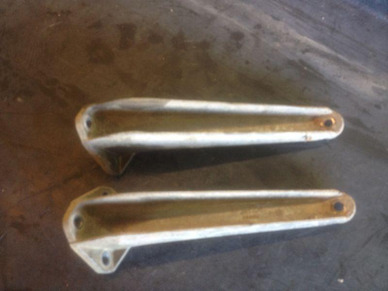 05 kawasaki prairie 700 rear fender support brackets bracket 