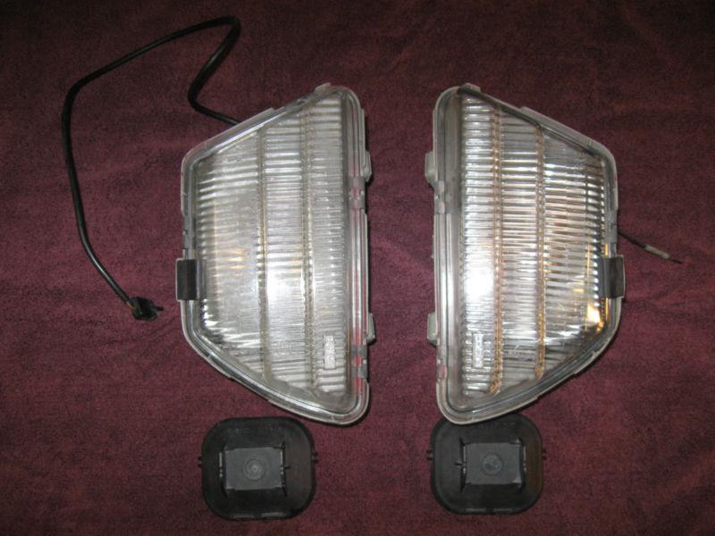 1984 mercedes benz 500 sec amg fog light assembly