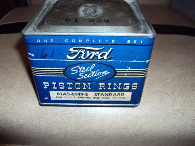 Vintage original ford piston rings & box for 85 hp steel pistons standard size 