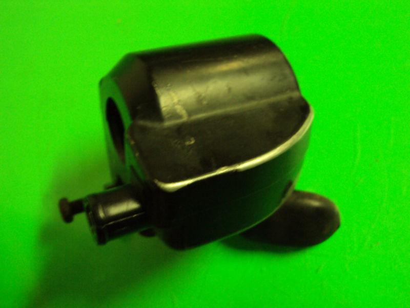 Kawasaki prairie 300 2x4 01 thumb throttle control