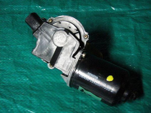 Toyota wish 2004 front wiper motor [1561600]