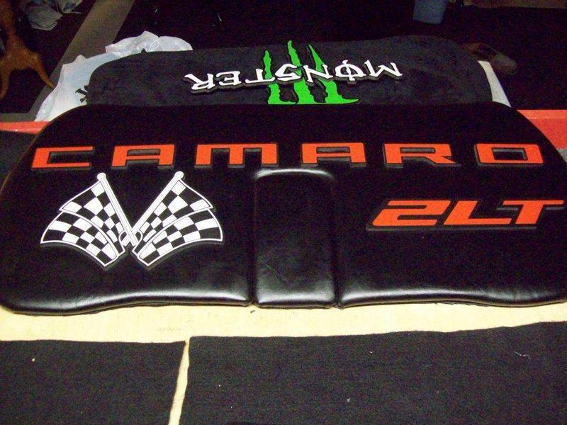 2010 camaro trunk  mat / trunk lid panel / cross flags   emblems gm licensed (2)