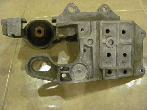 2010  nissan sentra engine  mount oem