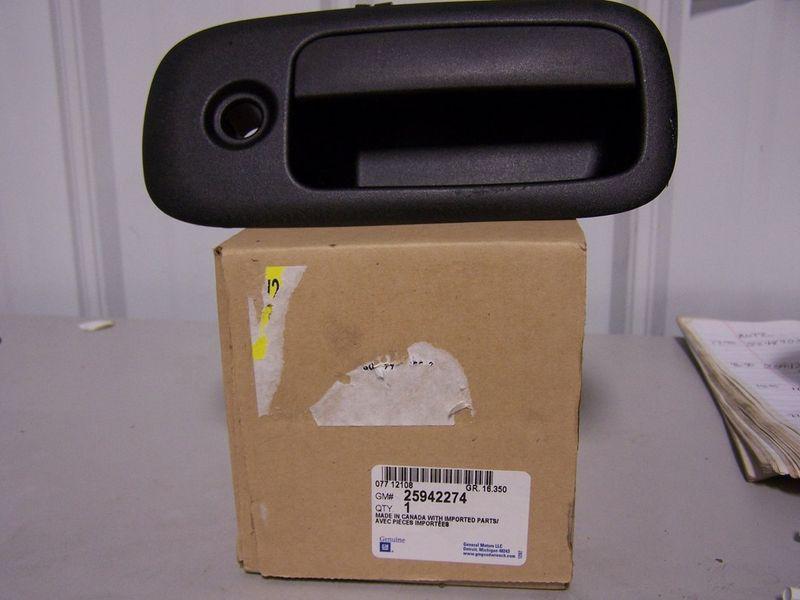 New genuine gm outside door handle fits g vans 96-09