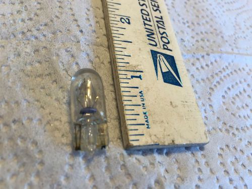 Ford; chrysler; gm; studebaker; old car light bulb,   pn 1911.   item:  0076