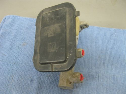 1982 buick regal master cylinder w/ reservoir 213