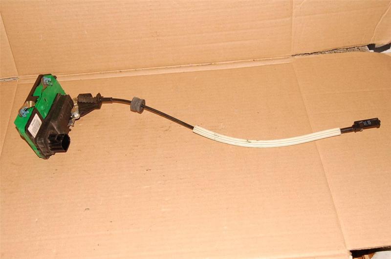 01 02 03 04 05 volvo s60 v70 xc90 front driver door power lock latch actuator