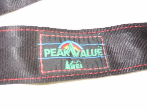 Small peak black   safety harness