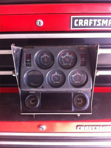 Vintege 1969 1972 corvette center dash with gauges (good condition)