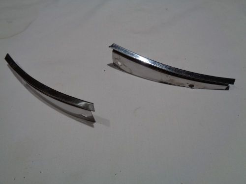 1970 buick skylark , gs , front fender rear upper edge moldings