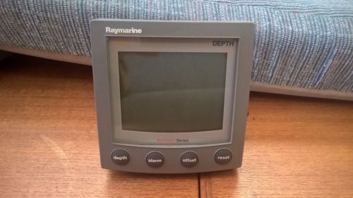 Raytheon raymarine st60 depth head display unit