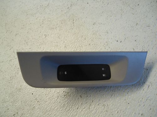 2002 subaru forester front dash clock  85201fc-a  ^d46a^