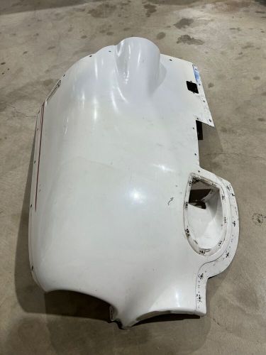 Cirrus sr20 engine cowling lower l and r white partial damage