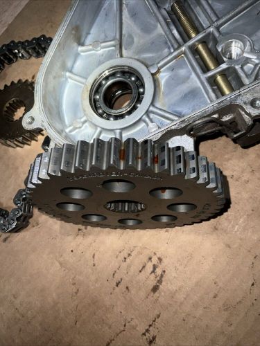 96 ski doo mxz 670 chaincase assembly chain gears sprockets mounting bolts rave