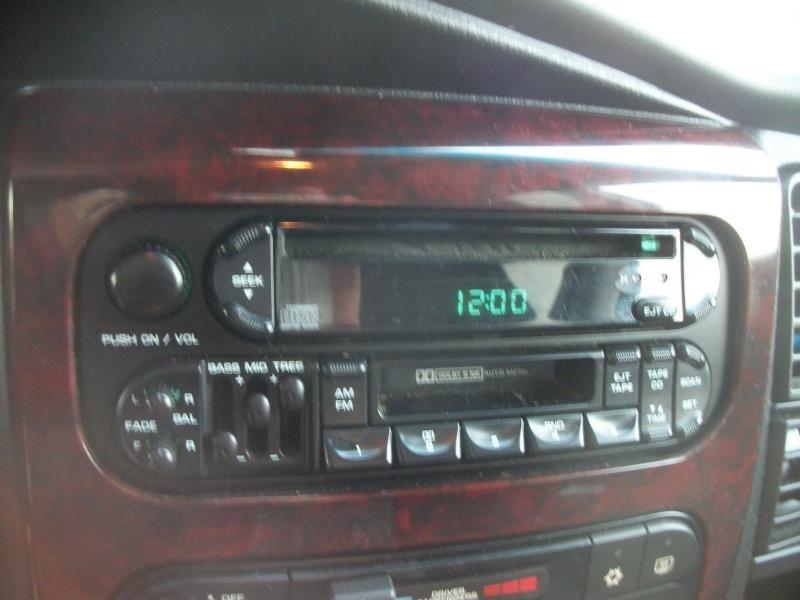 99 00 jeep grand cherokee audio equipment recvr am-fm-stereo-cass-cd player-w/eq