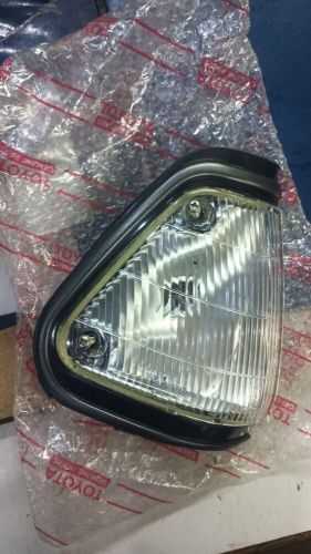 New genuine toyota starlet ep70 71 koito corner lights signal right rh