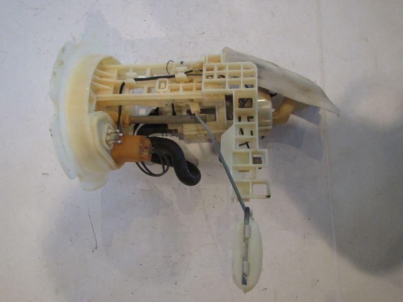 95 nissan maxima 96 infiniti i30 fuel pump assembly fed