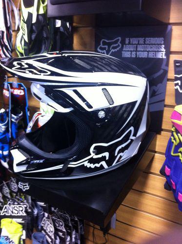 Fox v4 carbon fiber black and white motocross snowmobile helmet large