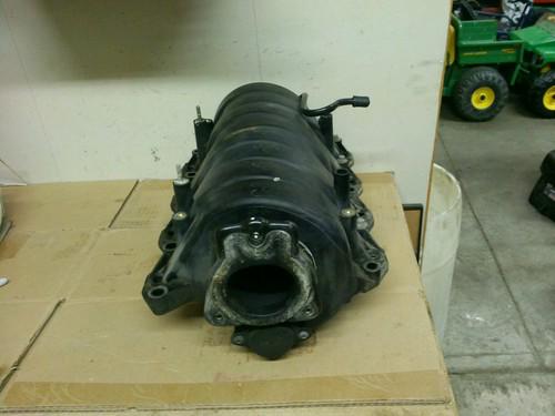 2000 2001 2002 2003 2004 2005 cadillac deville 4.6l v8 intake manifold plenum