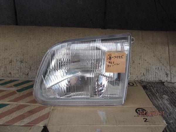 Subaru sambar 2001 left head light assembly [0110900]