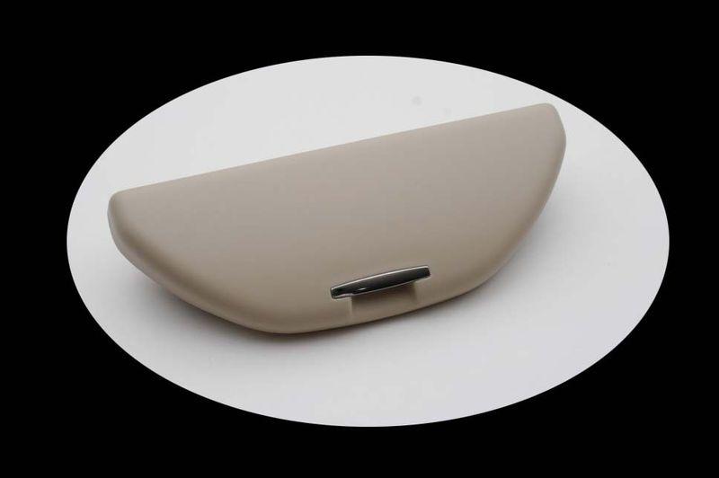 Roof mount sun glass holder beige color for vw golf jetta bora mk4 new