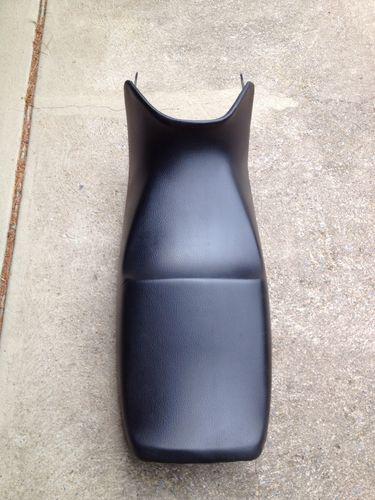 Honds st100 seat - oem