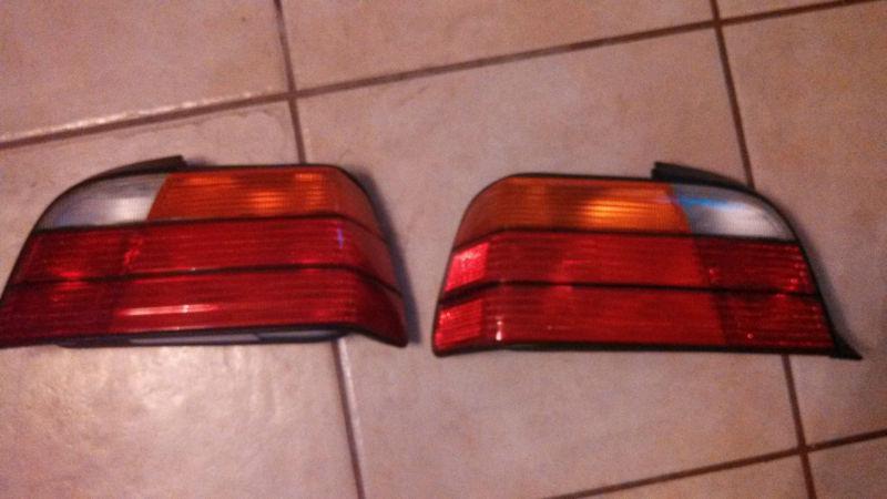 Oem bmw e36 convertible taillights