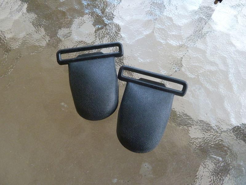 Mercedes seat belt caps  older models  n.r.