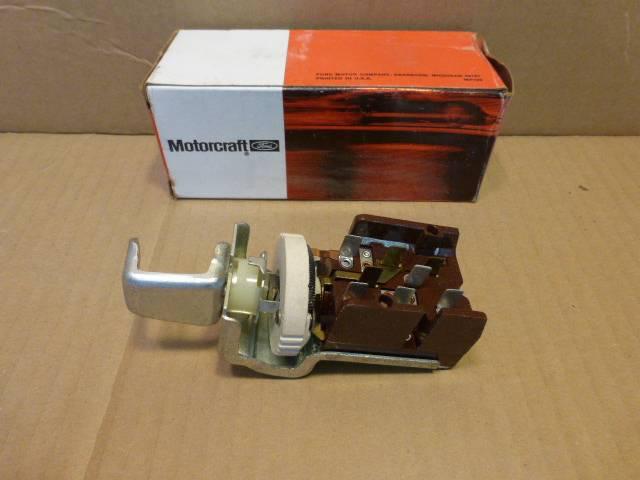 65 66 67 68 ford mustang nos headlight switch c5zz-11654-b