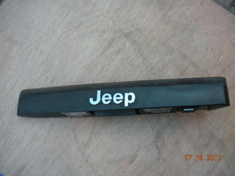 Jeep commander stock black oem 55369028af lift gate-handle, outside