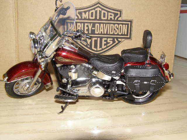 2008 harley heritage - red - 1:12 ertl