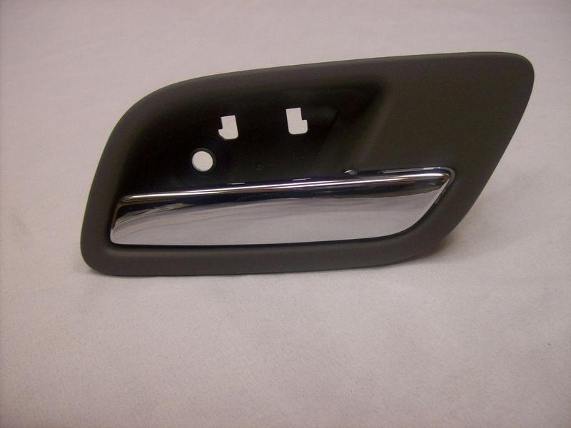 07 08 09 10 11 12 13 chevy tahoe silverado right rear inside door handle