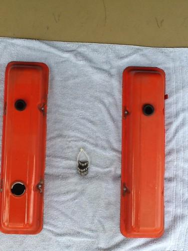 68-82 corvette valve covers sb with valve cover washers