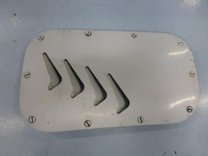 62 beechcraft p35 bonanza d-6918 r/h cowling door panel