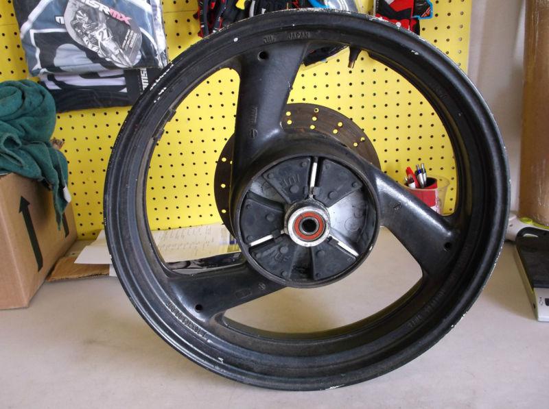 Yamaha fzr600 18"  rear  wheel with brake disc rotor used