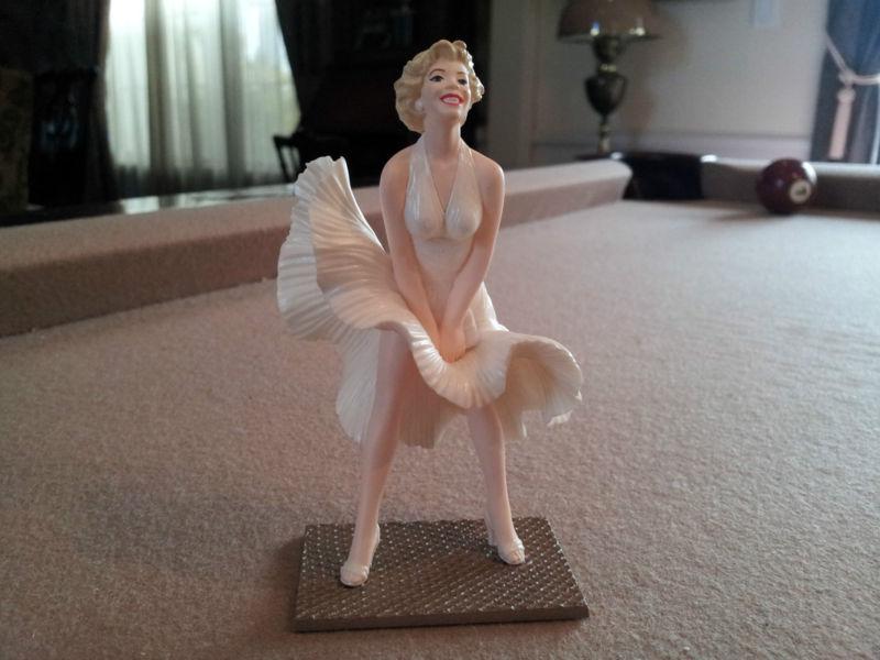 Vintage style 1950s - 1960s nos accessory dash marilyn monroe