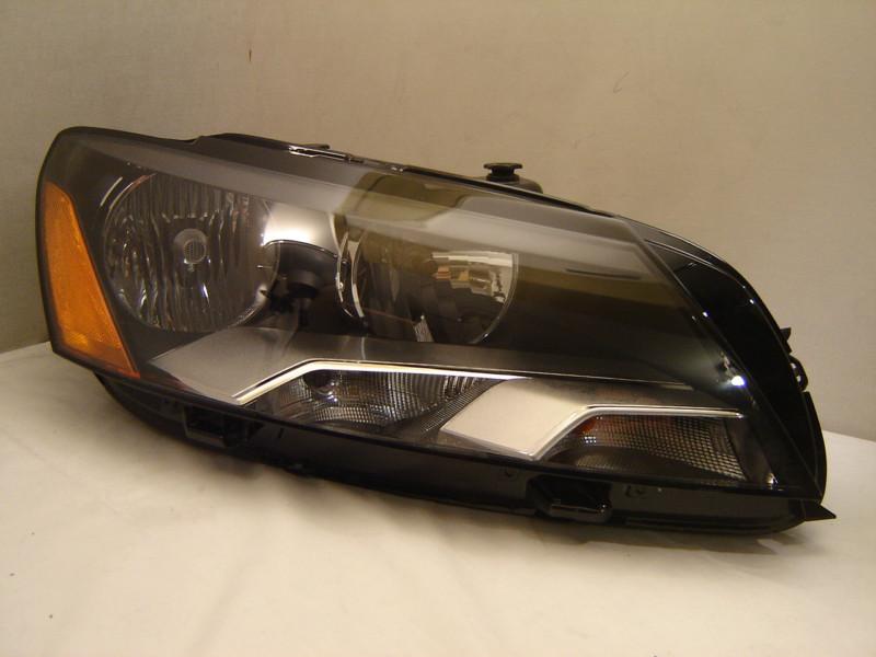 Volkswagen passat right halogen headlight 11 12 oem