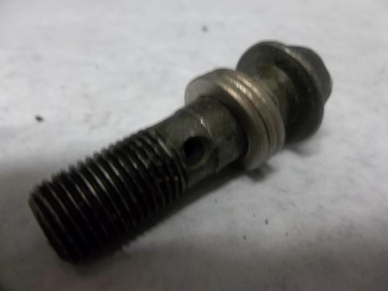 02 suzuki bandit 600 s - double banjo bolt