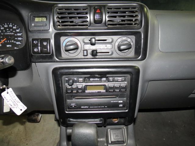 1999 isuzu rodeo radio trim dash bezel 2564497