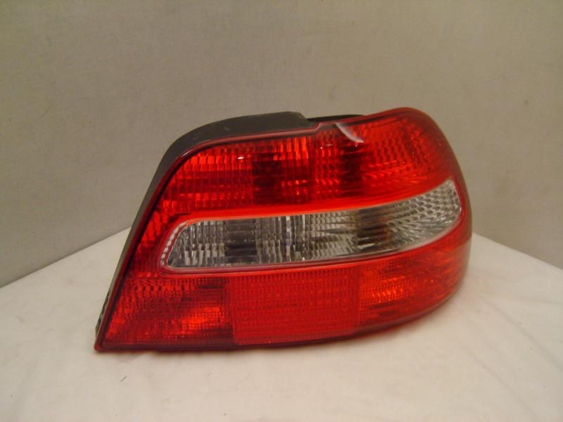 Volvo s40 right tail light 01 02 03 04 oem 