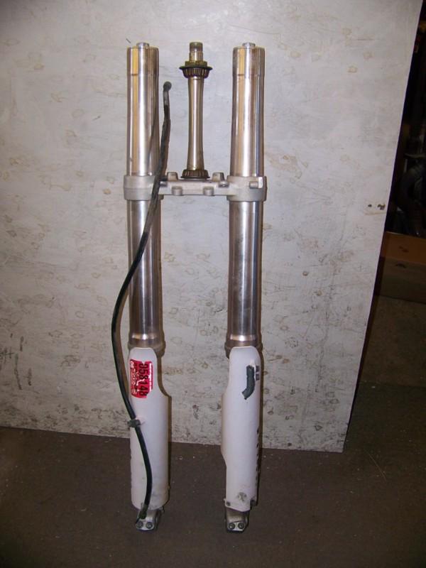 Yamaha yz 250f wr250f front suspension forks and clamp. 2003-2005 most models.