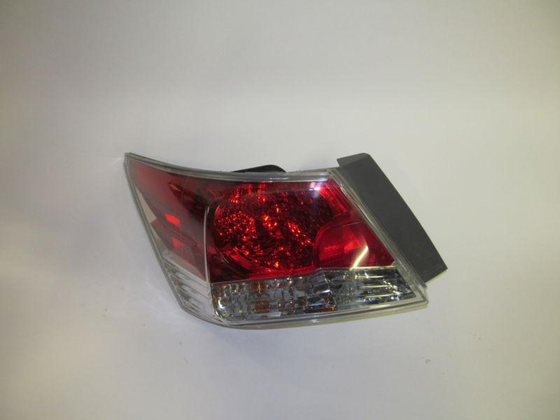 08 09 2010 2011 2012 honda accord sedan oem left tail light nice!