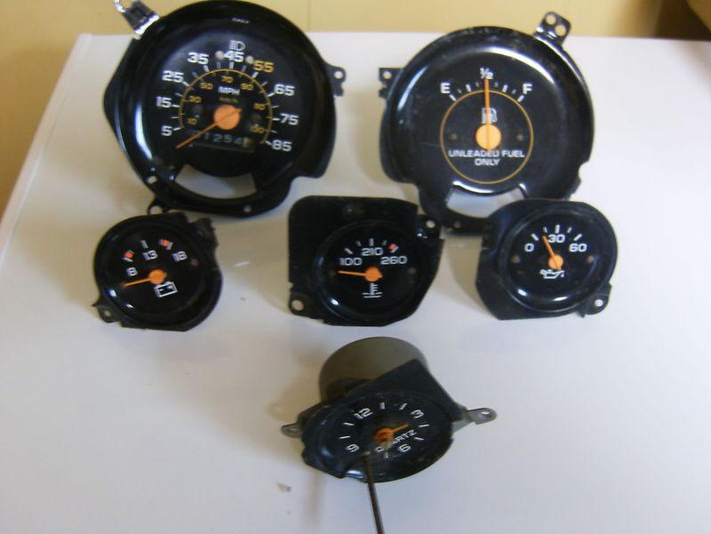 1973 / 1980 chevy / gmc surbarban dash guages